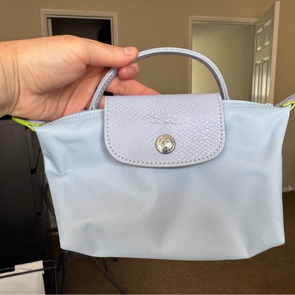 Longchamp Le Pliage Green Pouch with handle Pochette Sky Blue - Picture 1 of 8